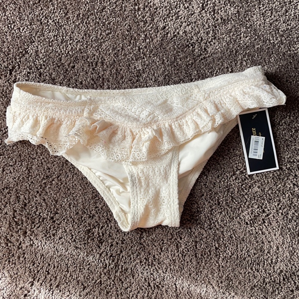 Juicy couture ruffle bikini bottoms